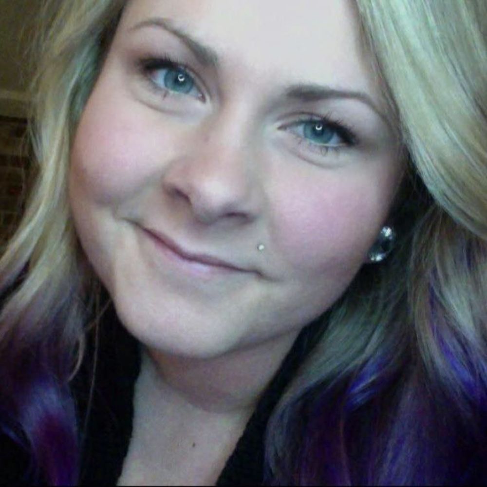 Meet your Posher, Whitney