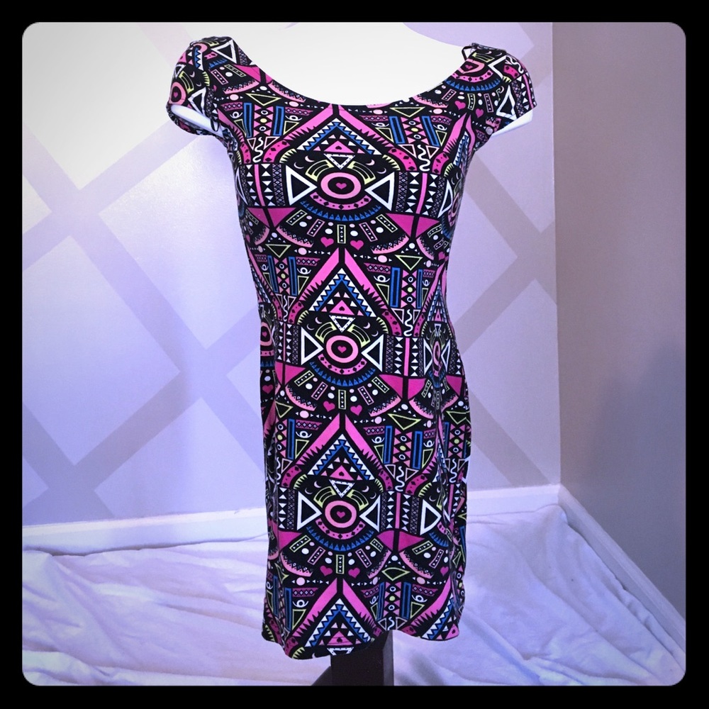 H&M fitted Aztec dress size 8