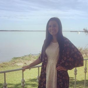 Meet your Posher, Maegan