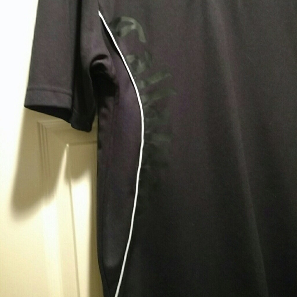 Shirt - Picture 2 of 3