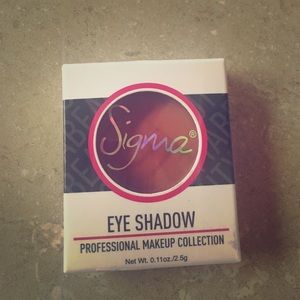 BRAND NEW Eyeshadow (Catch)