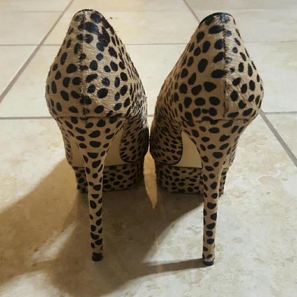 Shoemint Animal Print Fur Platform Heels - Picture 3 of 4