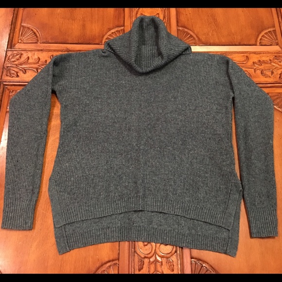 Madewell Sweaters - Madewell Turtleneck Sweater