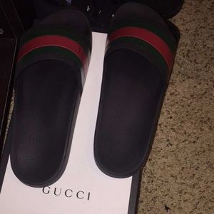 Gucci flip flops