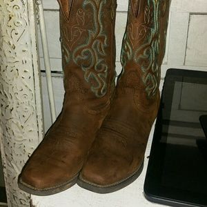 Women's cow girl boots