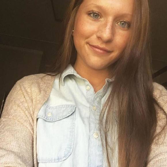 Meet your Posher, Lauren - Picture 1 of 1