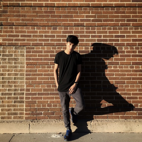 Meet your Posher, Jhorell - Picture 3 of 4