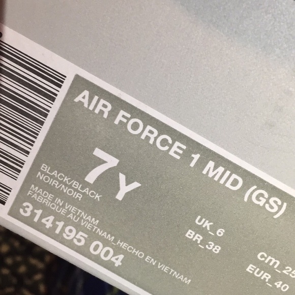 Nike Air Force 1 - Picture 5 of 5