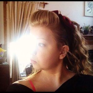 Meet your Posher, Brittany