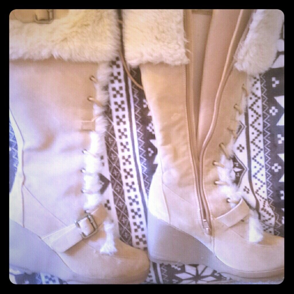 Breckelles fur trimmed wedge boots