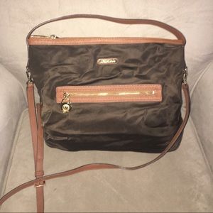 Micheal Kors crossbody/shoulder bag