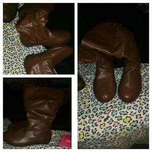 Brown boots