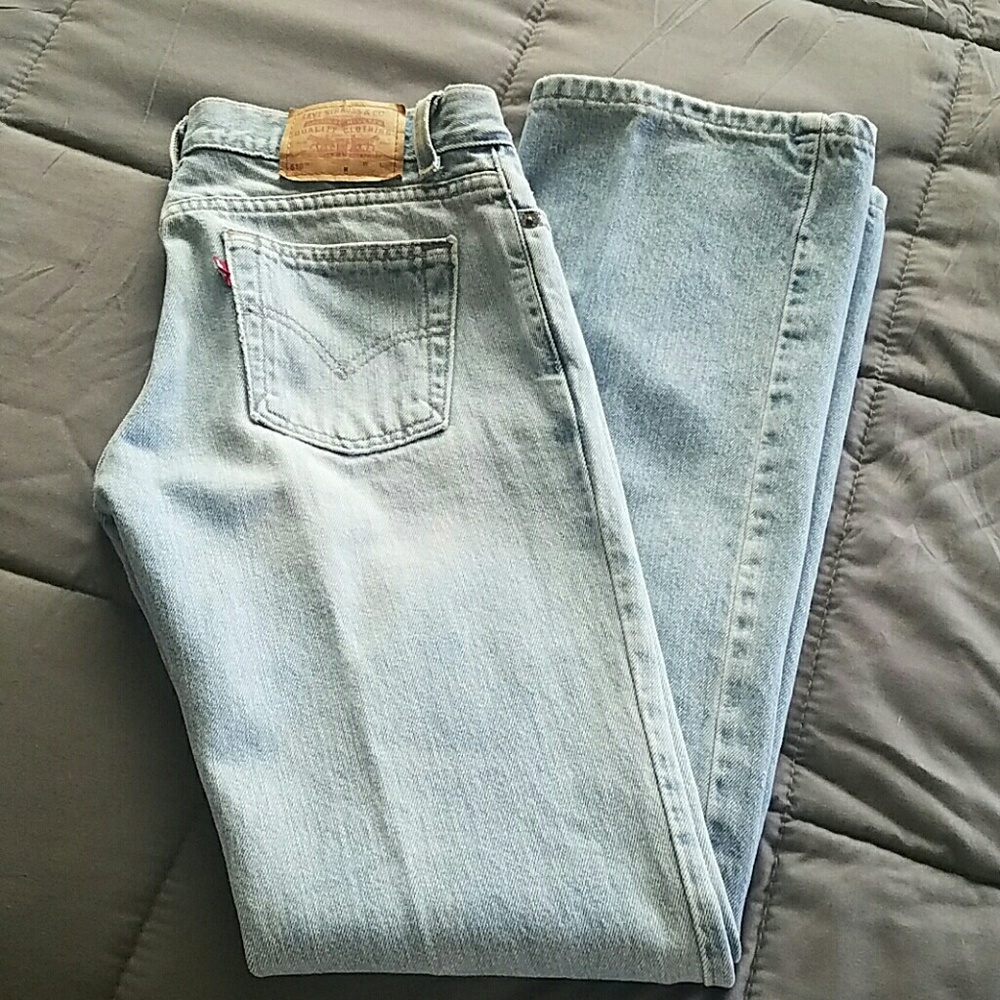 Levi's