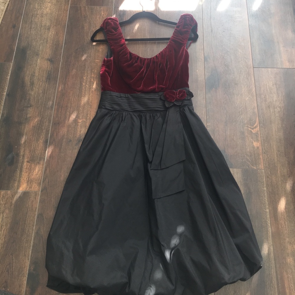 BCBG Max Azaria Dress Size 8