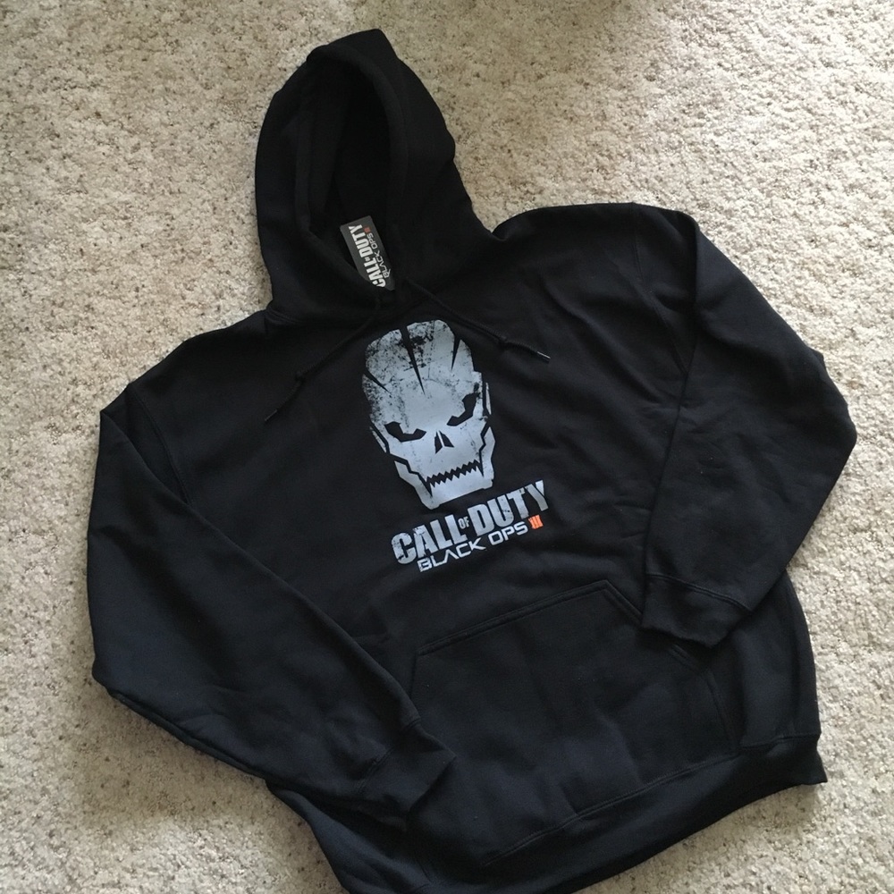 🚹NWT Call of Duty Black Ops III hoodie