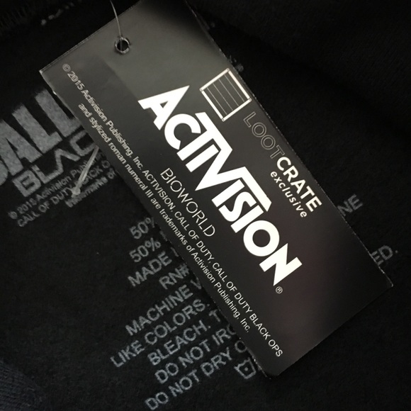 🚹NWT Call of Duty Black Ops III hoodie - Picture 4 of 4