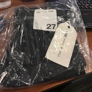 Rag & Bone size 27 skinny black jeans