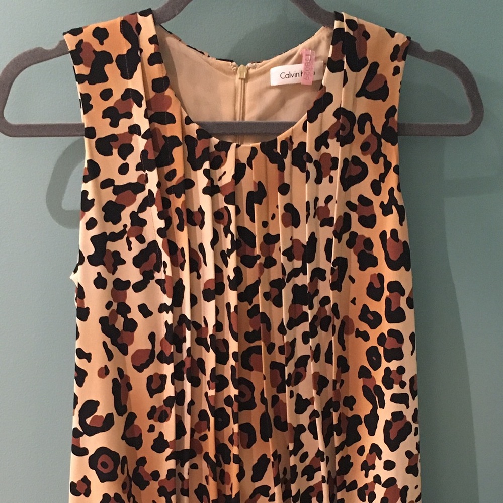 Pleated leopard print trapeze dress