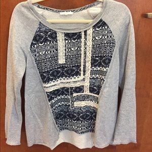Gray sweater with quilted front