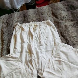 White beach pants