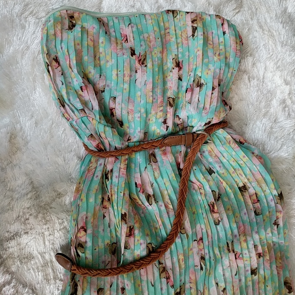 Strapless Floral Print Pleated Maxi Dress