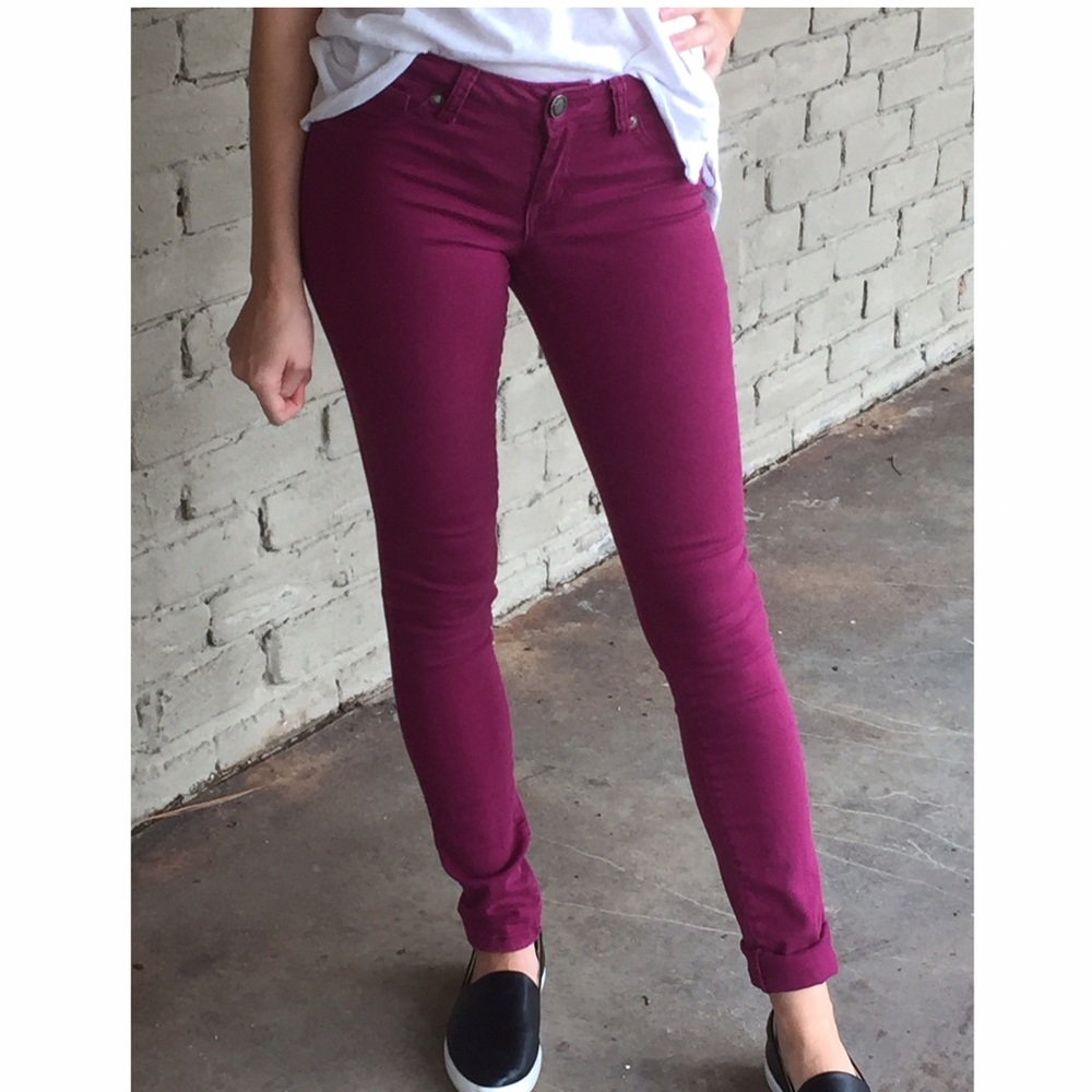 Jessica Simpson KissMe Jegging