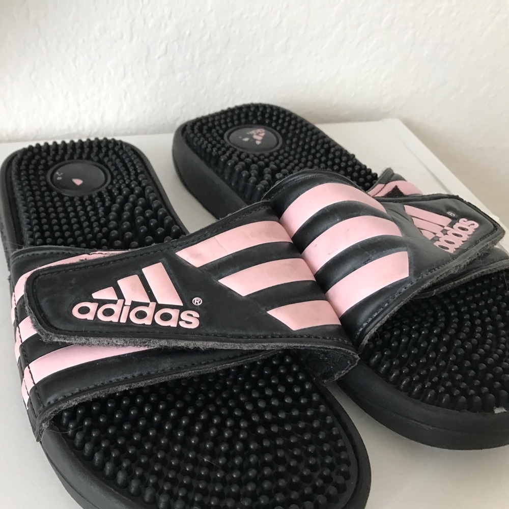 Adidas women size 7