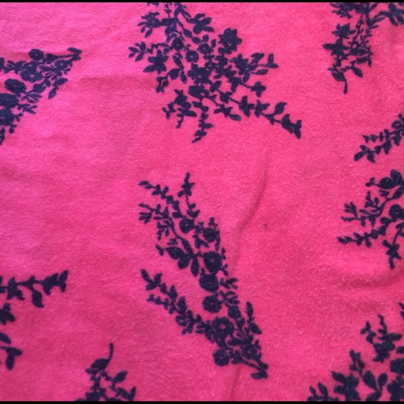 Hot pink and black pattern mini skirt - Picture 3 of 3