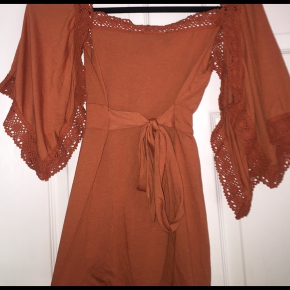 Adorable orange top from Victoria's Secret. - Picture 4 of 4