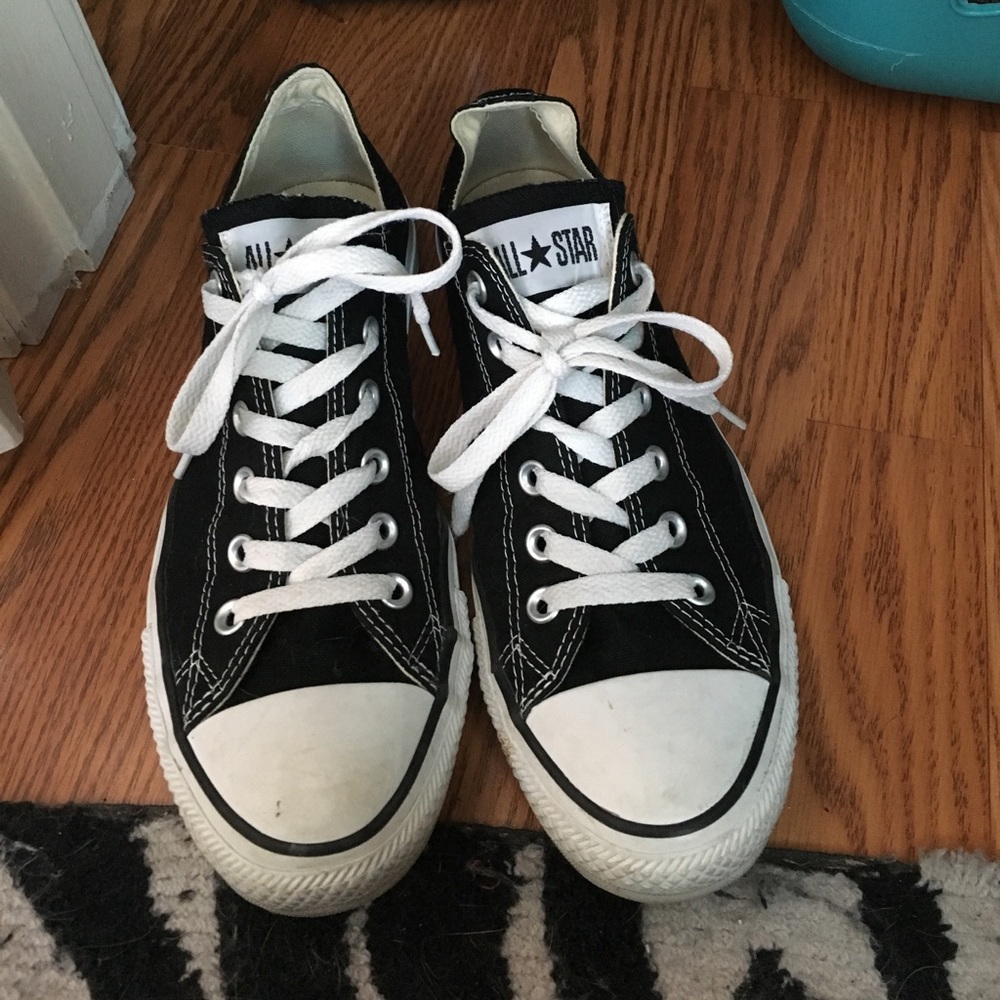 Converse Black size 10 good condition!