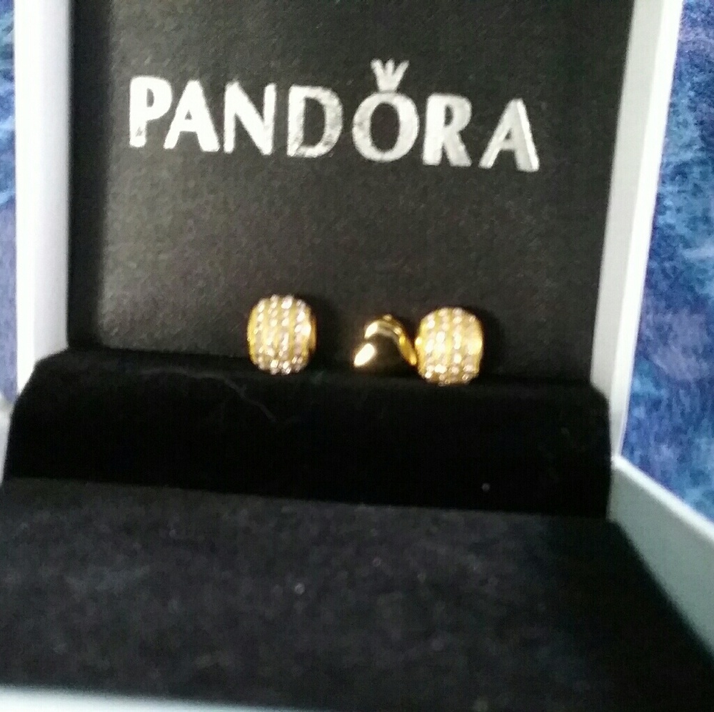 Pandora  Gold Charms