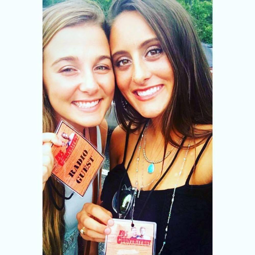 Meet your Posher, Mia