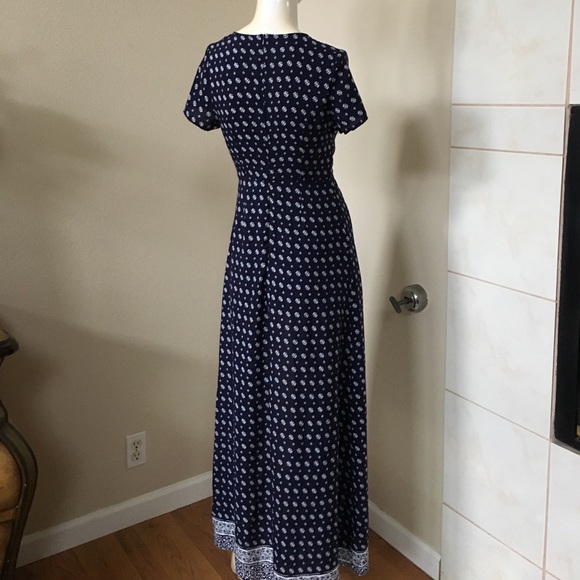 Into romper - Picture 2 of 2