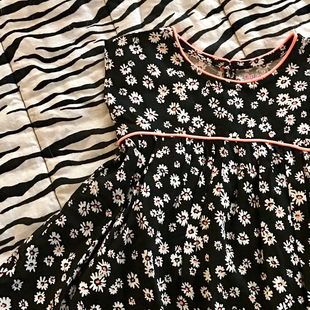 🆕 NWOT 🌸🐼Floral Baby Dress