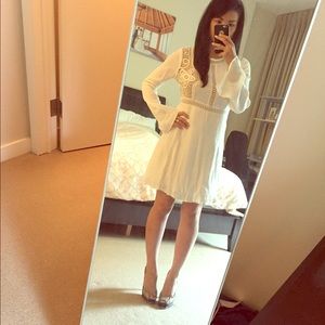 White boho lace dress long sleeve 🌟