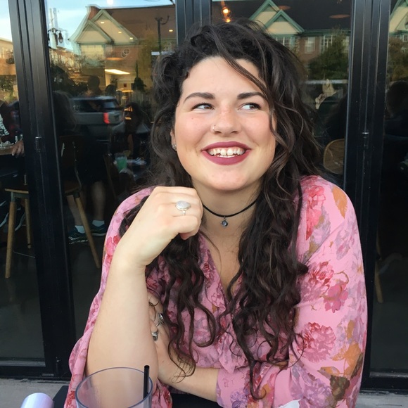 Meet your Posher, Margaret - Picture 2 of 5