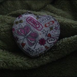 Cute coach heart wallet!