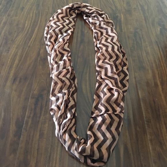 Scarf - Picture 3 of 3