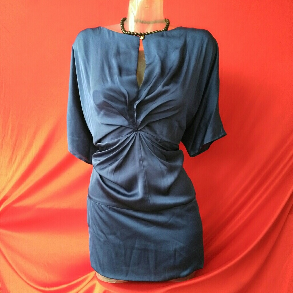 Aryn K Navy Blue satin &silky Dress new w/tag s-m