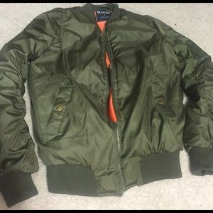 Green bomber Jacket