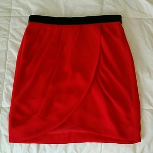 Red tulip mini skirt