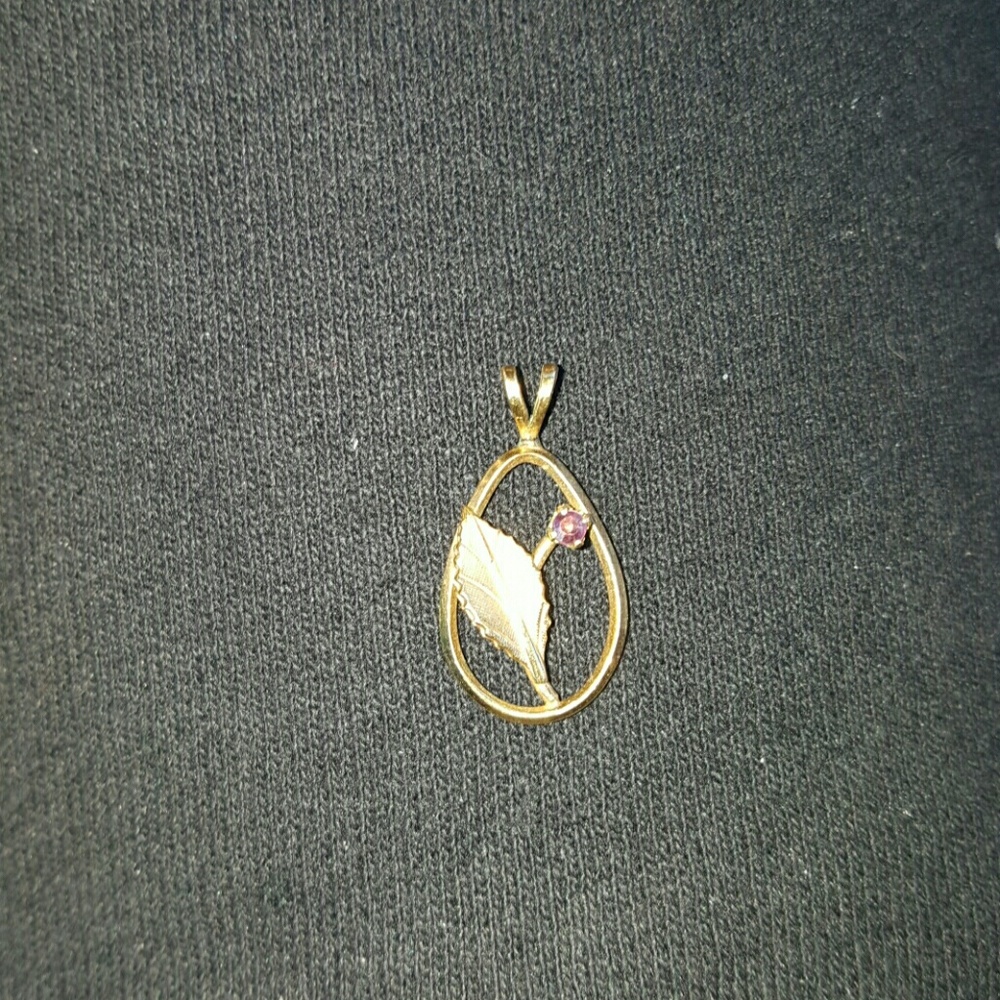 14k Gold Flower Pendant -FIRM