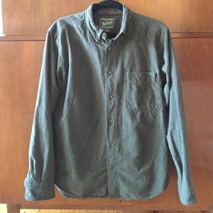 Men's Woolrich green button down shirt, size M