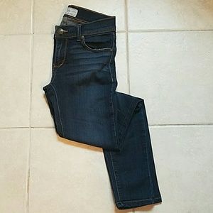 Skinny blue denim jeans