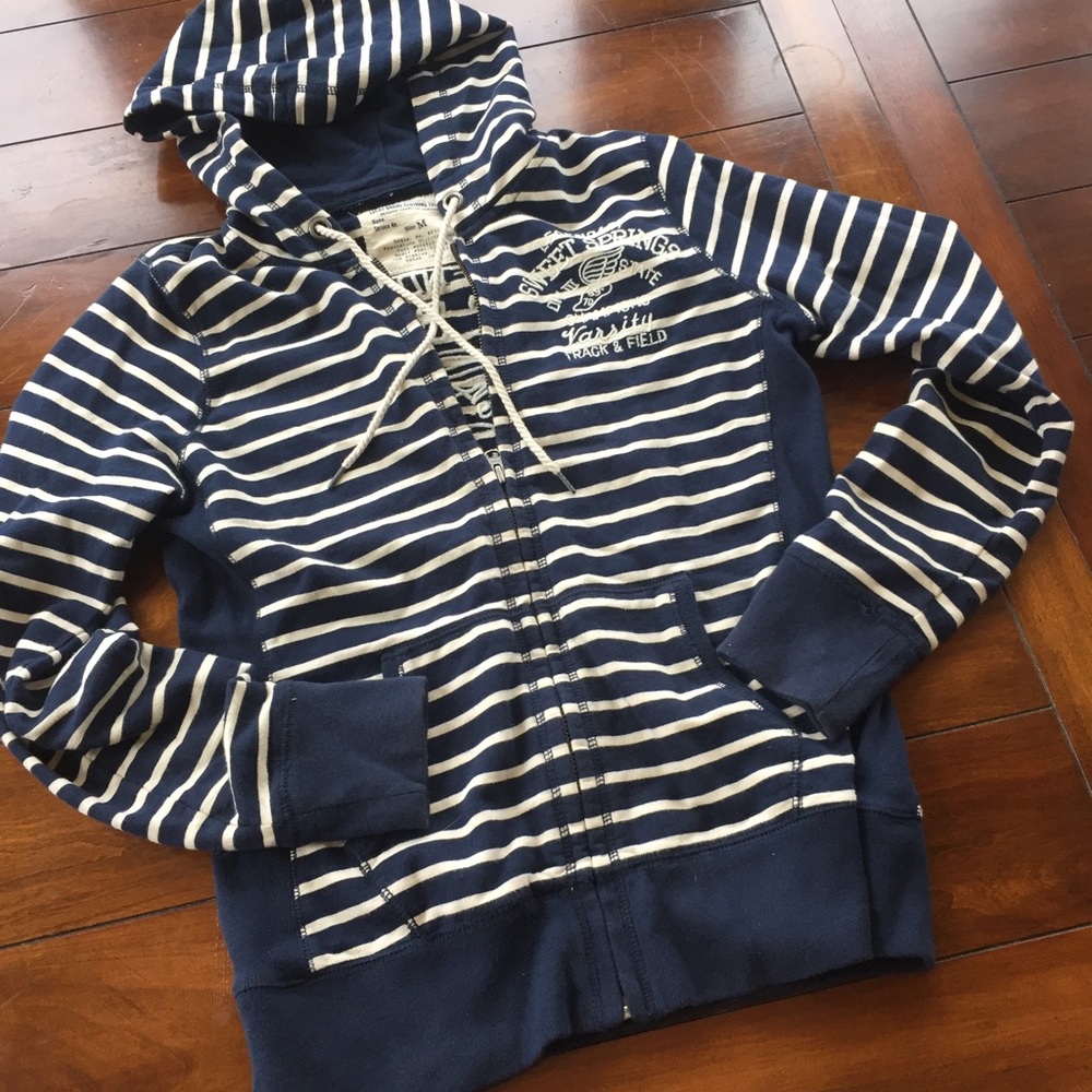 LUCKY BRAND JACKET. LIKE NEW. WORN ONCE. MED