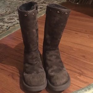 UGG BOOTS SIZE 7