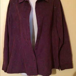 Sag Harbor Top Embroidered button down NWOT