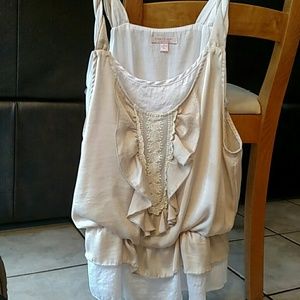 Romeo & Juliet Couture sleeveless blouse