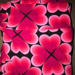 Lularoe Valentine Leggings