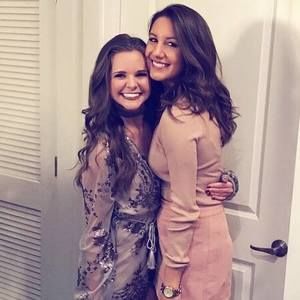 Meet your Posher, Leah